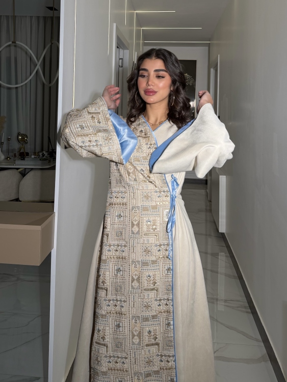 Open Front Jalabiya With Belt جلابية مسك