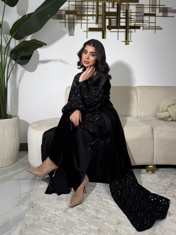 Luxury Velvet Bisht & Dress Set  جلابية الدانه