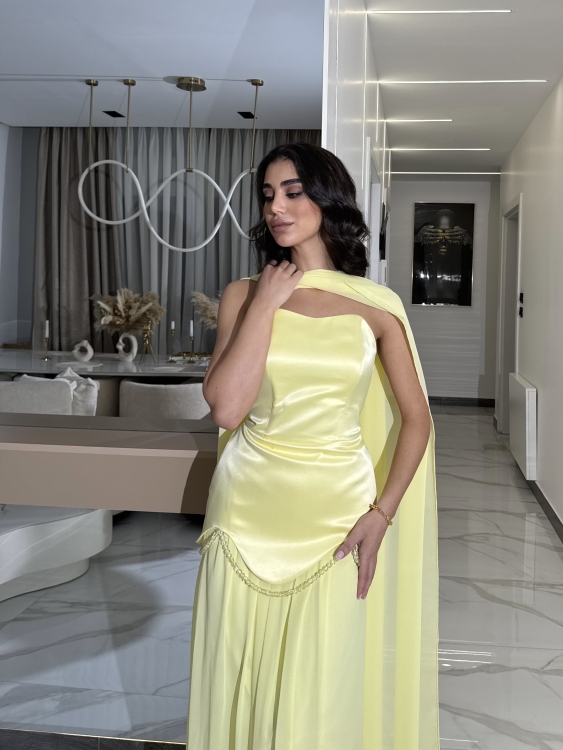 شمس  Two-piece powder yellow dress with long neck shawl