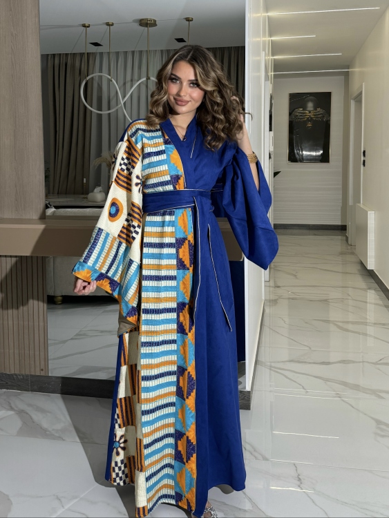 جلابية الشيخة ( لون أزرق ) Open Front Jalabiya With Belt