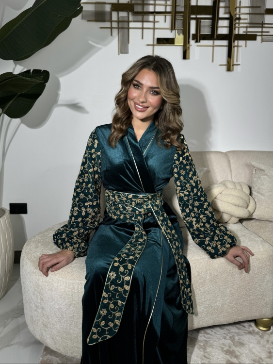 Puff Sleeve Belted Jalabiya جلابية انثى