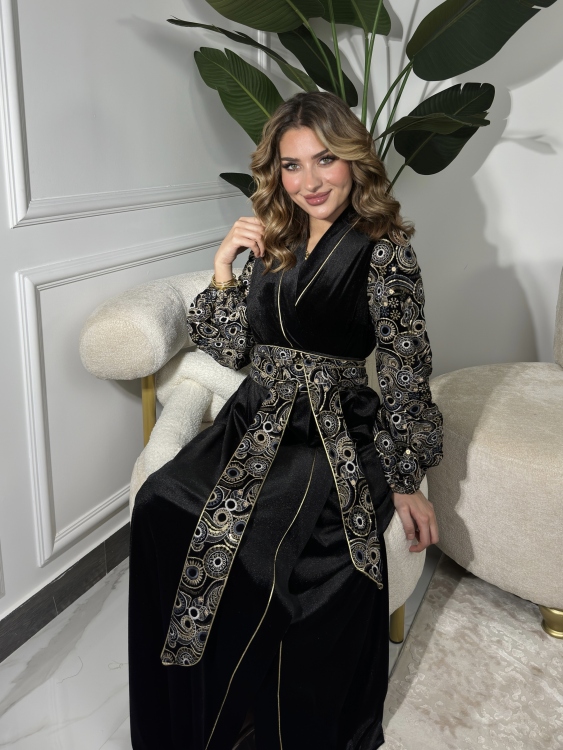 Puff Sleeve Belted Jalabiyaجلابية انثى 