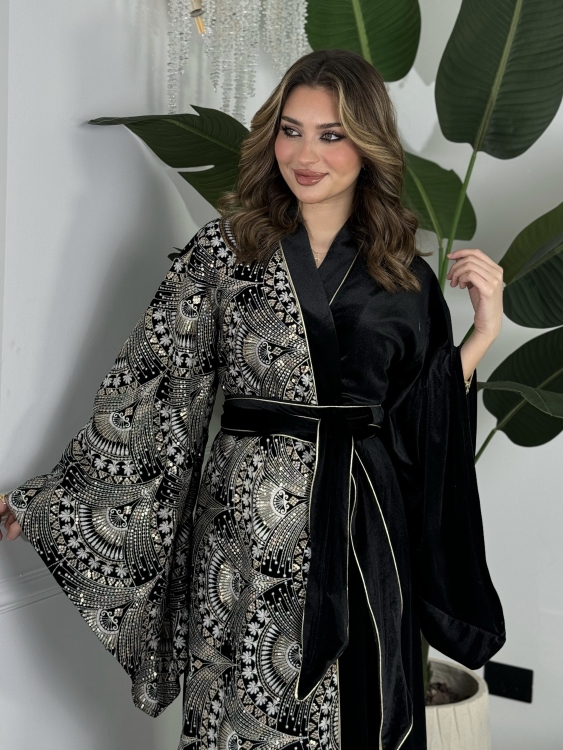 Open Front Jalabiya With Belt جلابية الشيخة 