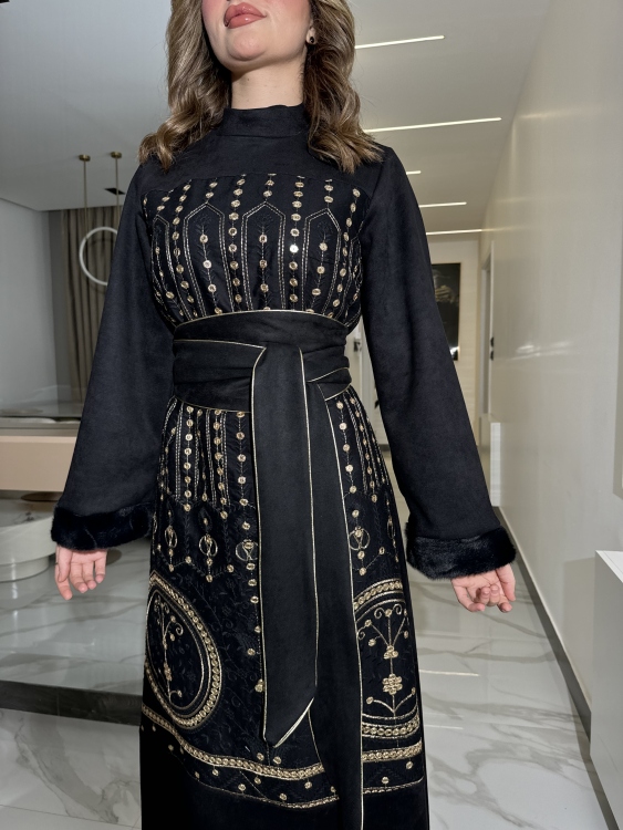 Jalabiya Dress With Fur Collar(دهبي)جلابية الكشخه 
