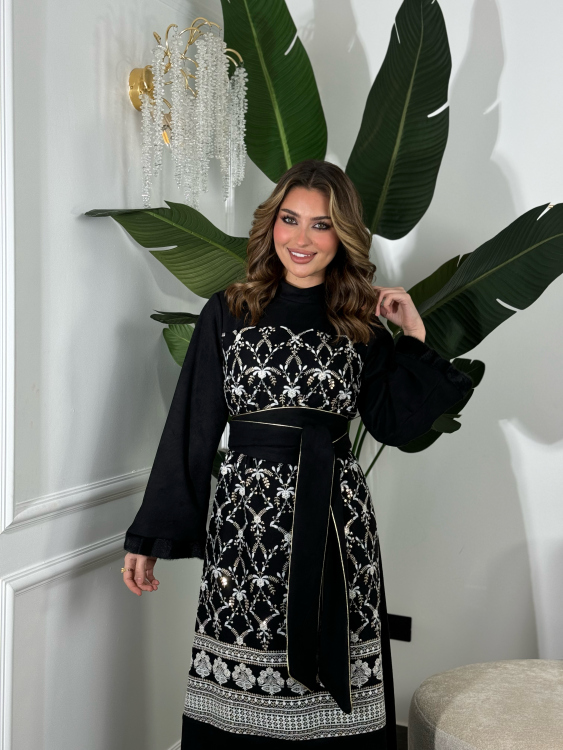 Jalabiya Dress With Fur Collar(دهبي وابيض)جلابية الكشخه 