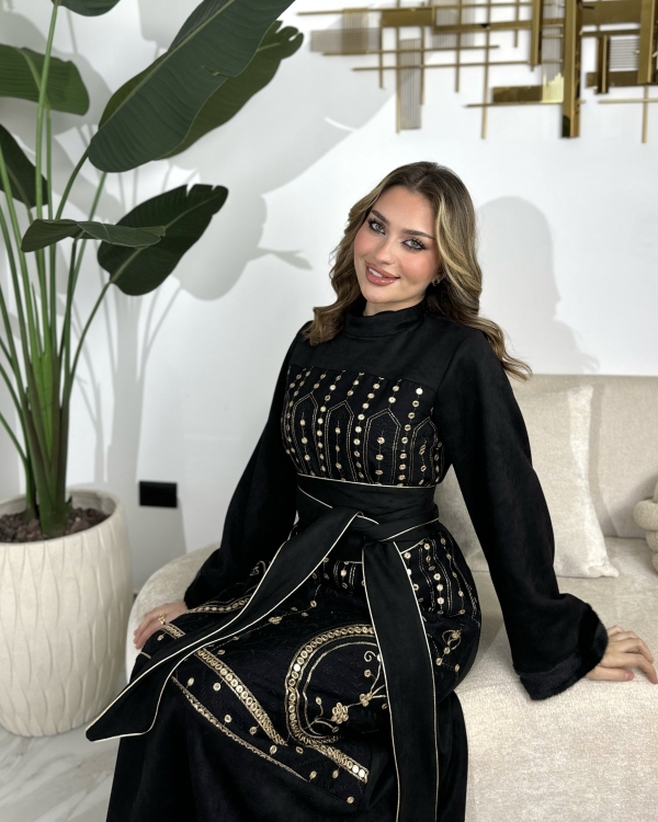 Jalabiya Dress With Fur Collar(دهبي)جلابية الكشخه 