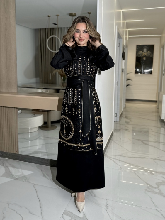 Jalabiya Dress With Fur Collar(دهبي)جلابية الكشخه 