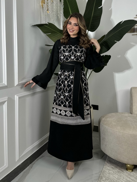 Jalabiya Dress With Fur Collar(دهبي وابيض)جلابية الكشخه 