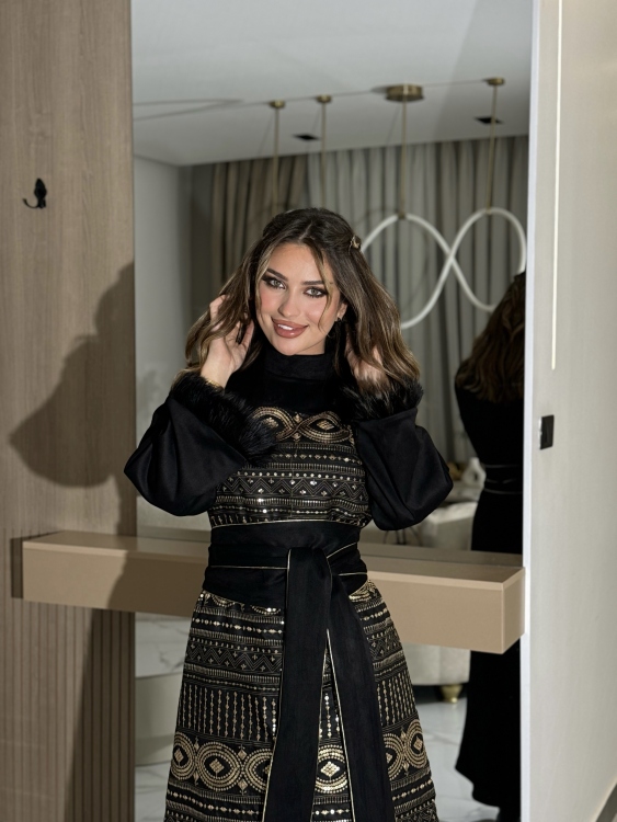 Jalabiya Dress With Fur Collar (نقشة3)جلابية الكشخه 
