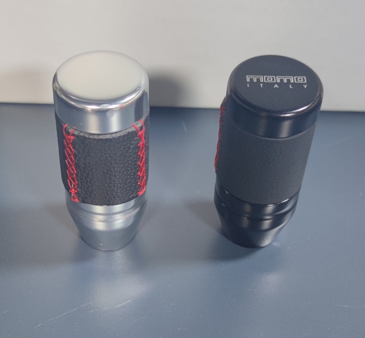 مسكة جير MOMO مشكل