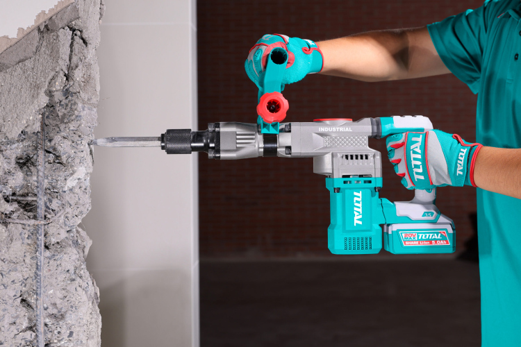 همر عفريتة شحن 20 فولت – 16 جول محرك بدون فحمات مع بطاريتين 5.0 أمبير من توتال (TDBLI203582)