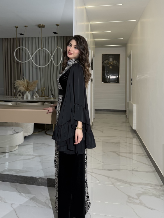 لانا Embroidered Velvet Dress