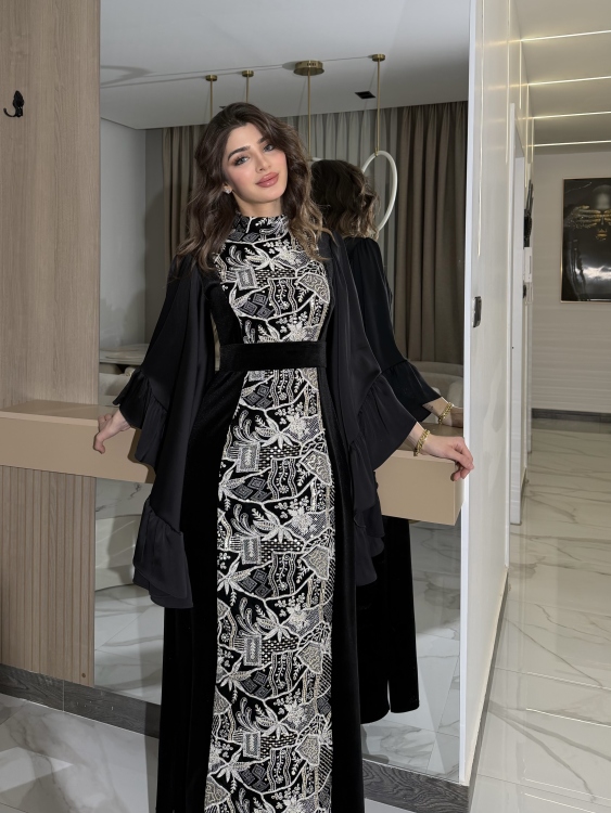 لانا Embroidered Velvet Dress