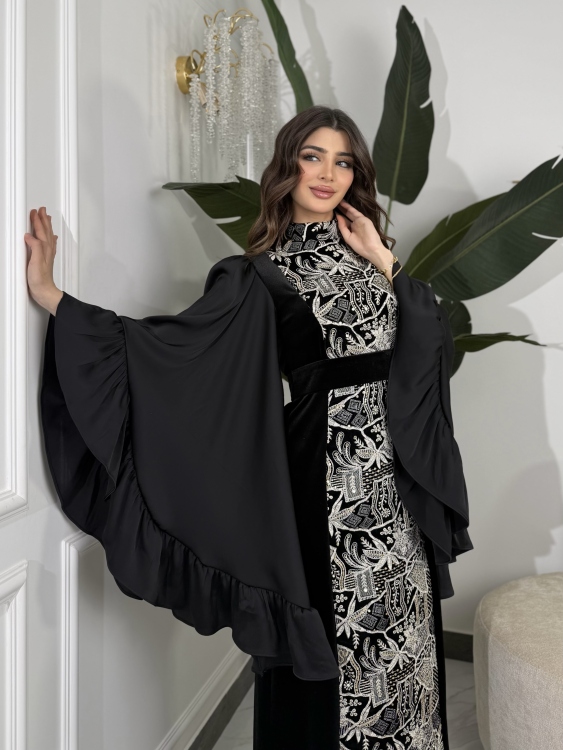 لانا Embroidered Velvet Dress