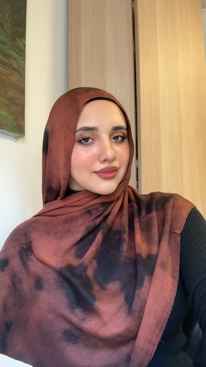 مودال معرق بني 