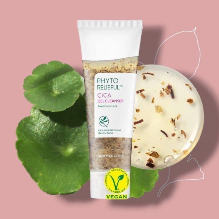 Thank you farmer Phyto Relieful Cica Gel Cleanser غسول عضوي ب سنتيالا استيكا و سيكا 