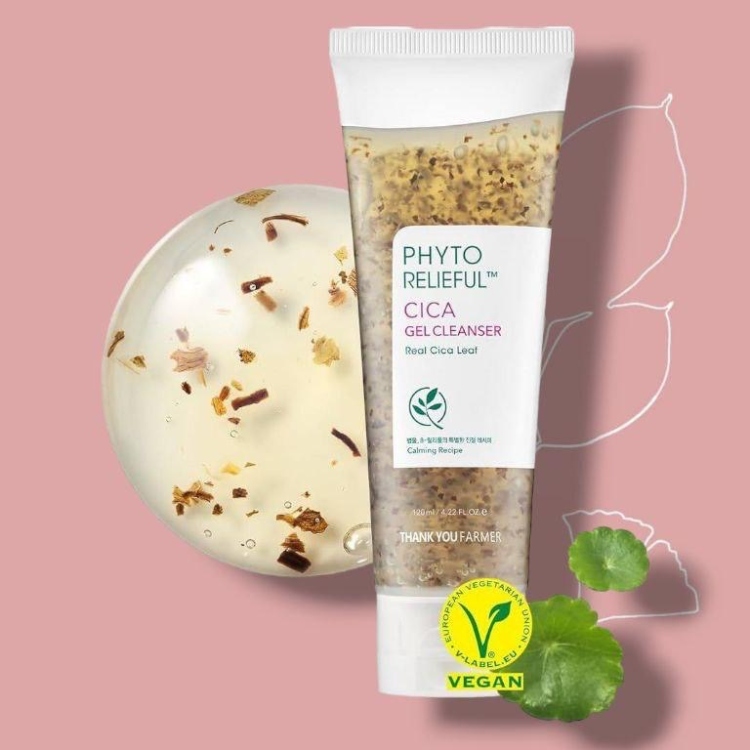 Thank you farmer Phyto Relieful Cica Gel Cleanser غسول عضوي ب سنتيالا استيكا و سيكا 