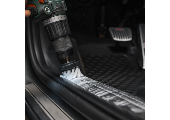 ثلاث فرش بأحجام مختلفة لتناسب مجموعة واسعة من الاستخدامات K2 BRILL SET PRO