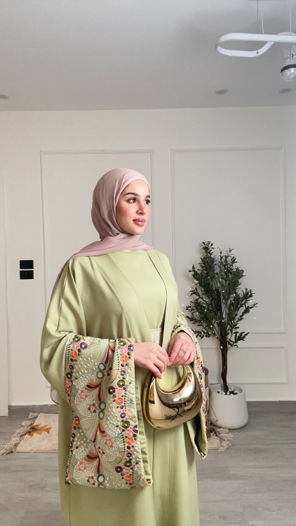 بشت  رمضان كم تطريز