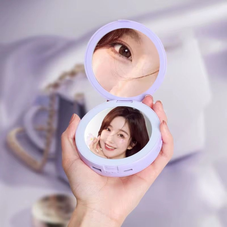 باور بانك + مراية مكياج 