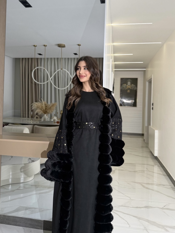 Embroidered Fur Bisht with Suede Dress  جلابية شموخ الفرو
