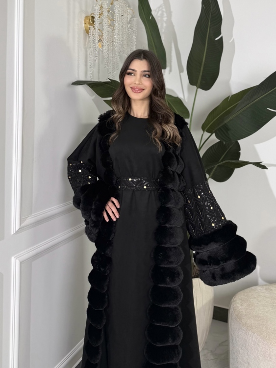 Embroidered Fur Bisht with Suede Dress  جلابية شموخ الفرو