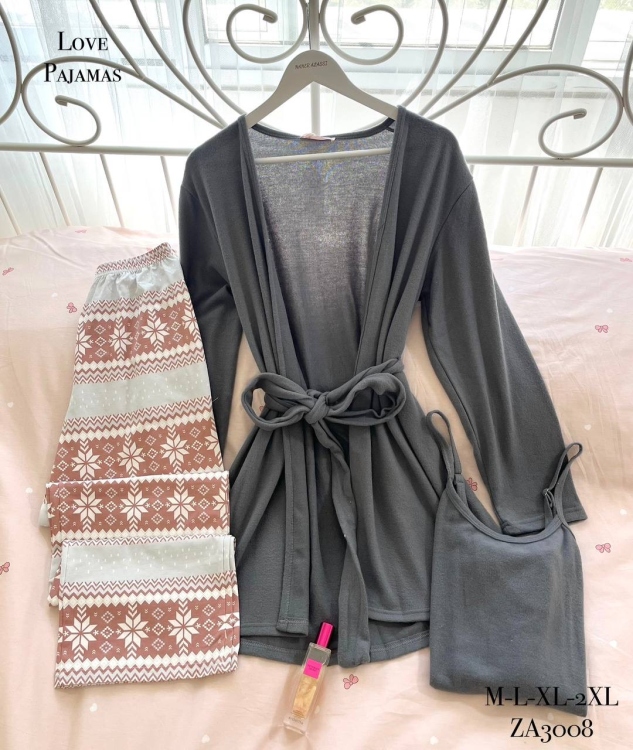 بيجامه 3 قطع 3008