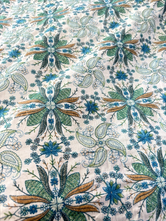 فستان رفيف باباللون البيج نقشه جديدة 