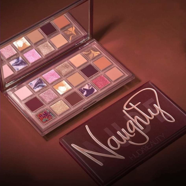 Eyeshadow huda beauty nude