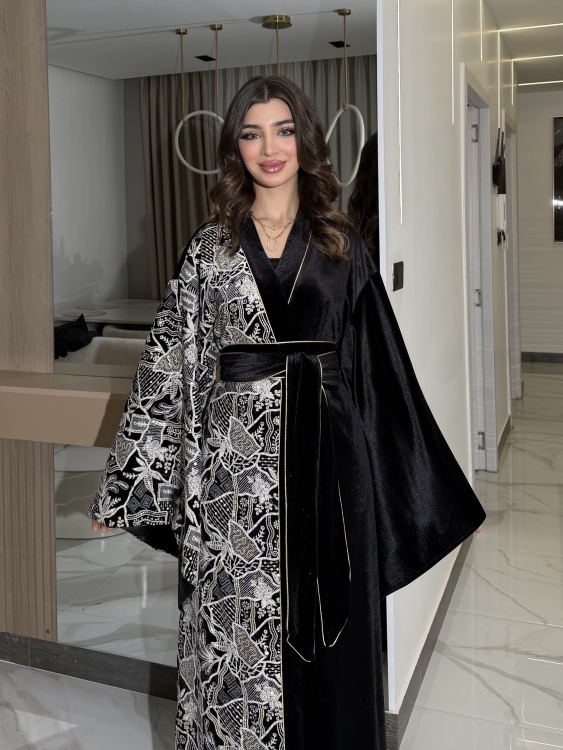 Open Front Jalabiya With Belt جلابية الشيخة  (نقشة ابيض)