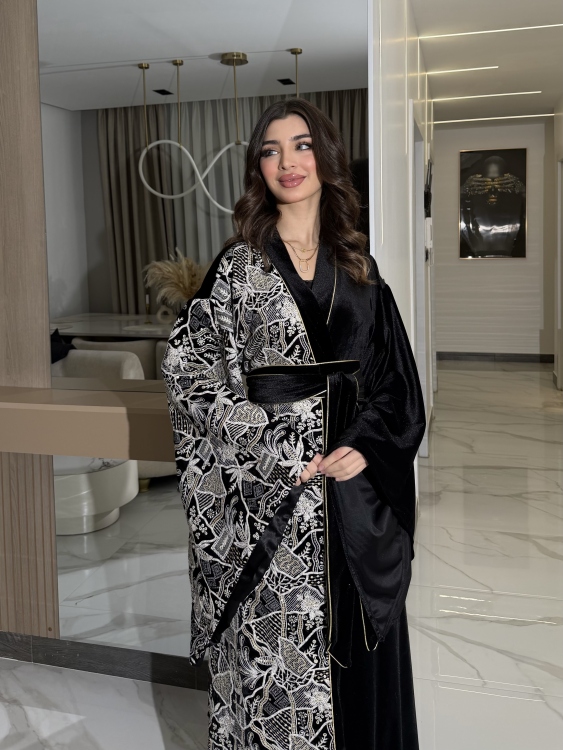 Open Front Jalabiya With Belt جلابية الشيخة  (نقشة ابيض)