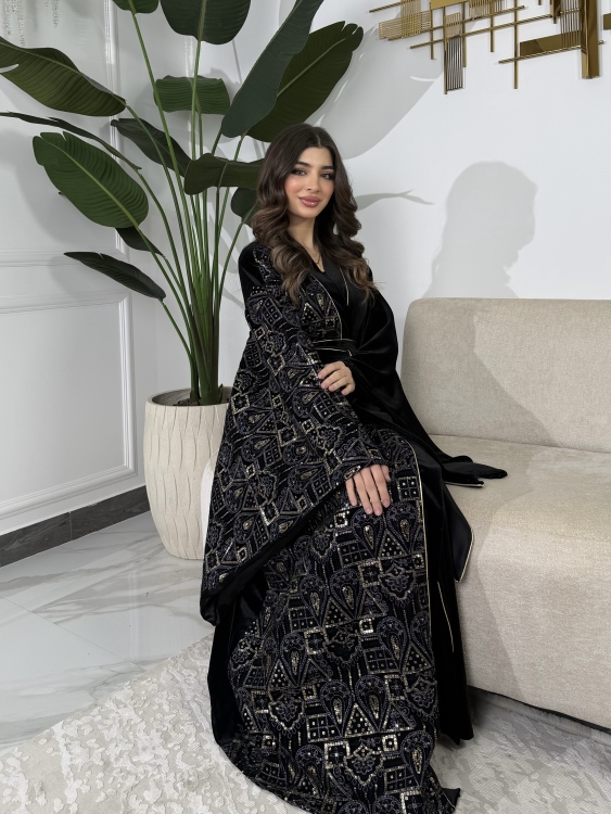 Open Front Jalabiya With Belt جلابية الشيخة  (نقشة ذهبي)