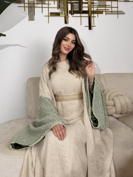 Long Sleeve Dress With Abaya جلابية ماسة ()