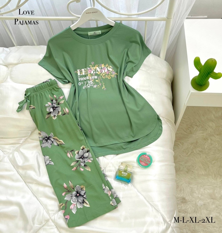 بيجامه محزز 256