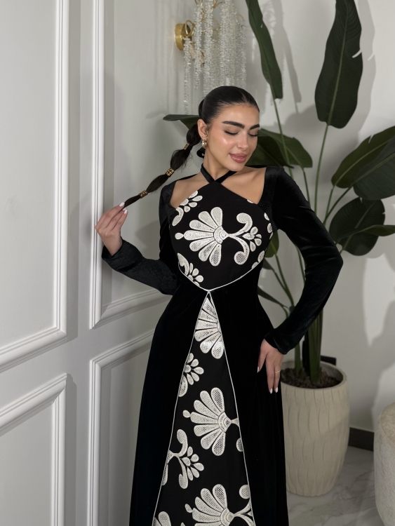 Black velvet  Sexy embroidered halter neck dress جلابية جذابة