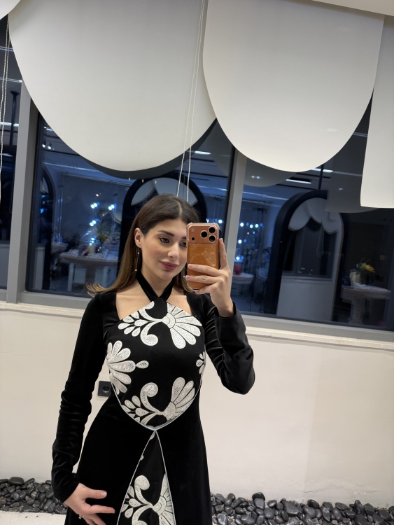 Black velvet  Sexy embroidered halter neck dress جلابية جذابة