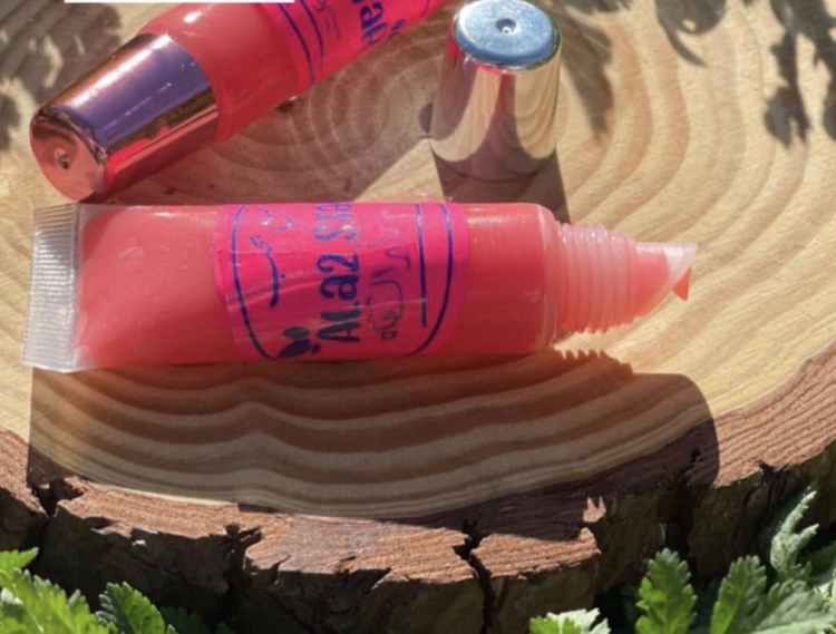 سيروم نفخ الشفاه وتكبيرها