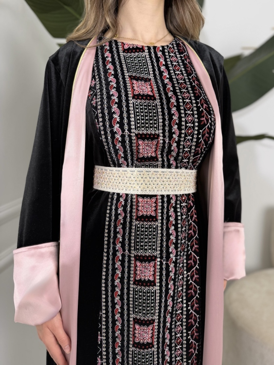 Luxury Velvet Bisht & Dress Set  embroidered فيروز