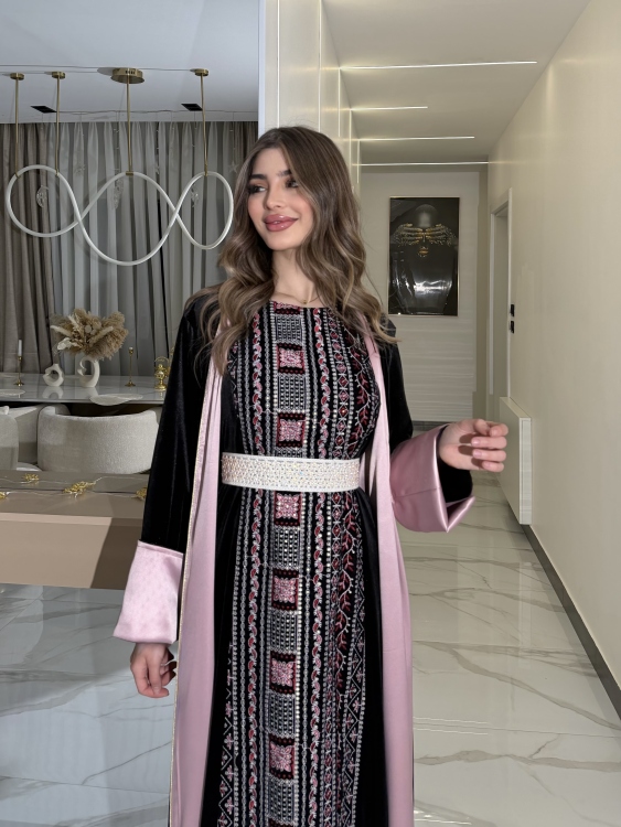 Luxury Velvet Bisht & Dress Set  embroidered فيروز