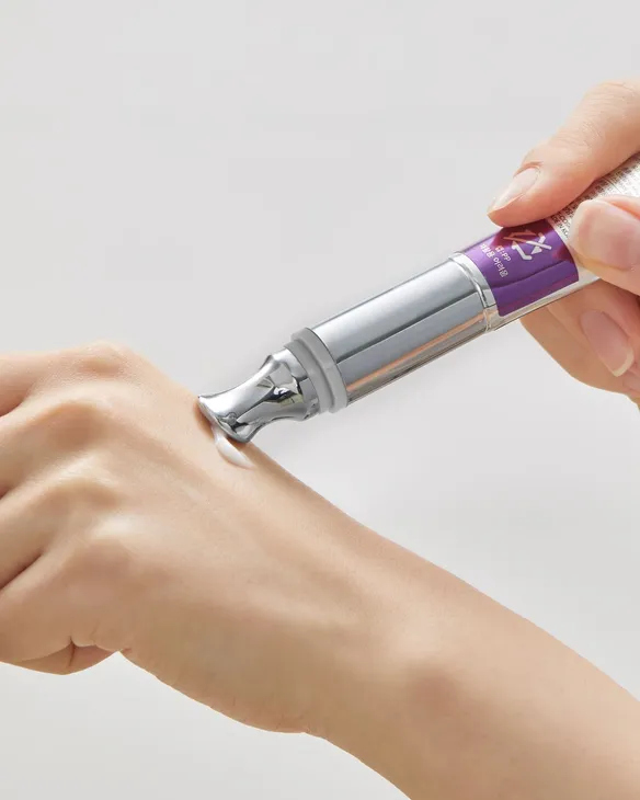 	VT – Reedle Shot Lifting Eye Cream | كريم العيون الرافع بتقنية الريدل شوت