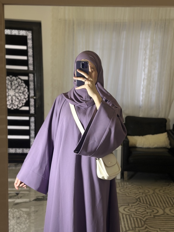 عباية باربي جولد