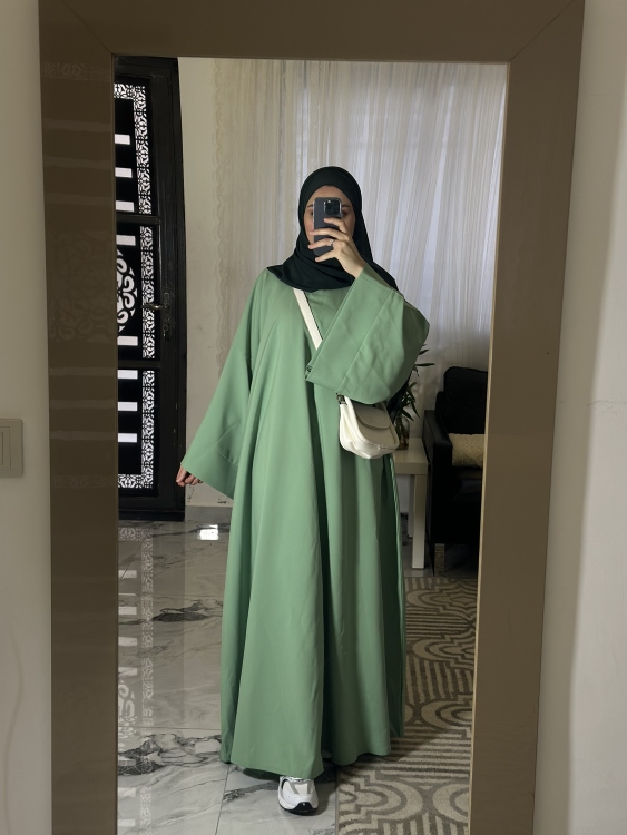 عباية باربي جولد