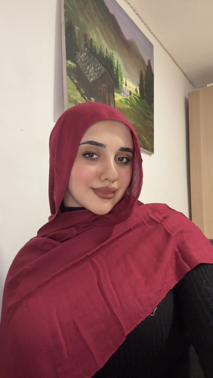 مودال كلاسيك بيرغندي 