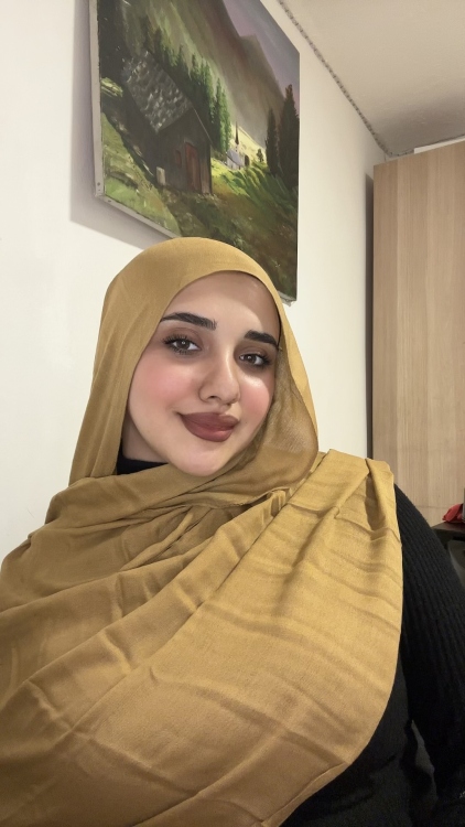 مودال كلاسيك عسلي غامق 