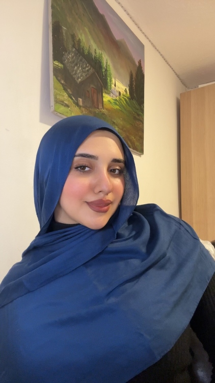 مودال كلاسيك نيلي 