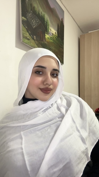 مودال كلاسيك ابيض 