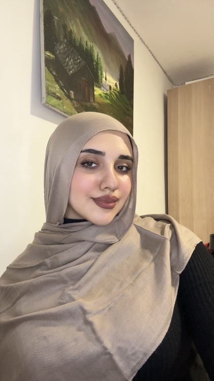 مودال كلاسيك كاكي (بيج غامق عبني)