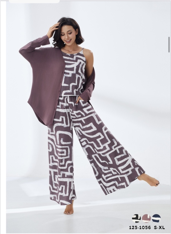 بيجامه 3 قطع 1056