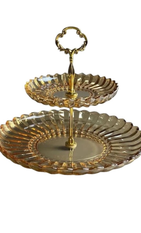 مضيفة زجاج مذهب 