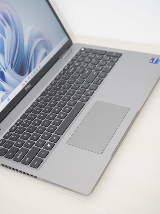 DELL PRECISION 3571 I9 12TH - 16GB RAM -512GB SSD - 4GB NVIDIA T600- 15.6"-  REFURBISHING - 6 MONTH WARRANTY